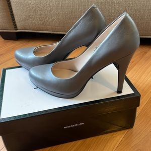 Nine West heels, size 8, grey, New in box w/o tags, never worn